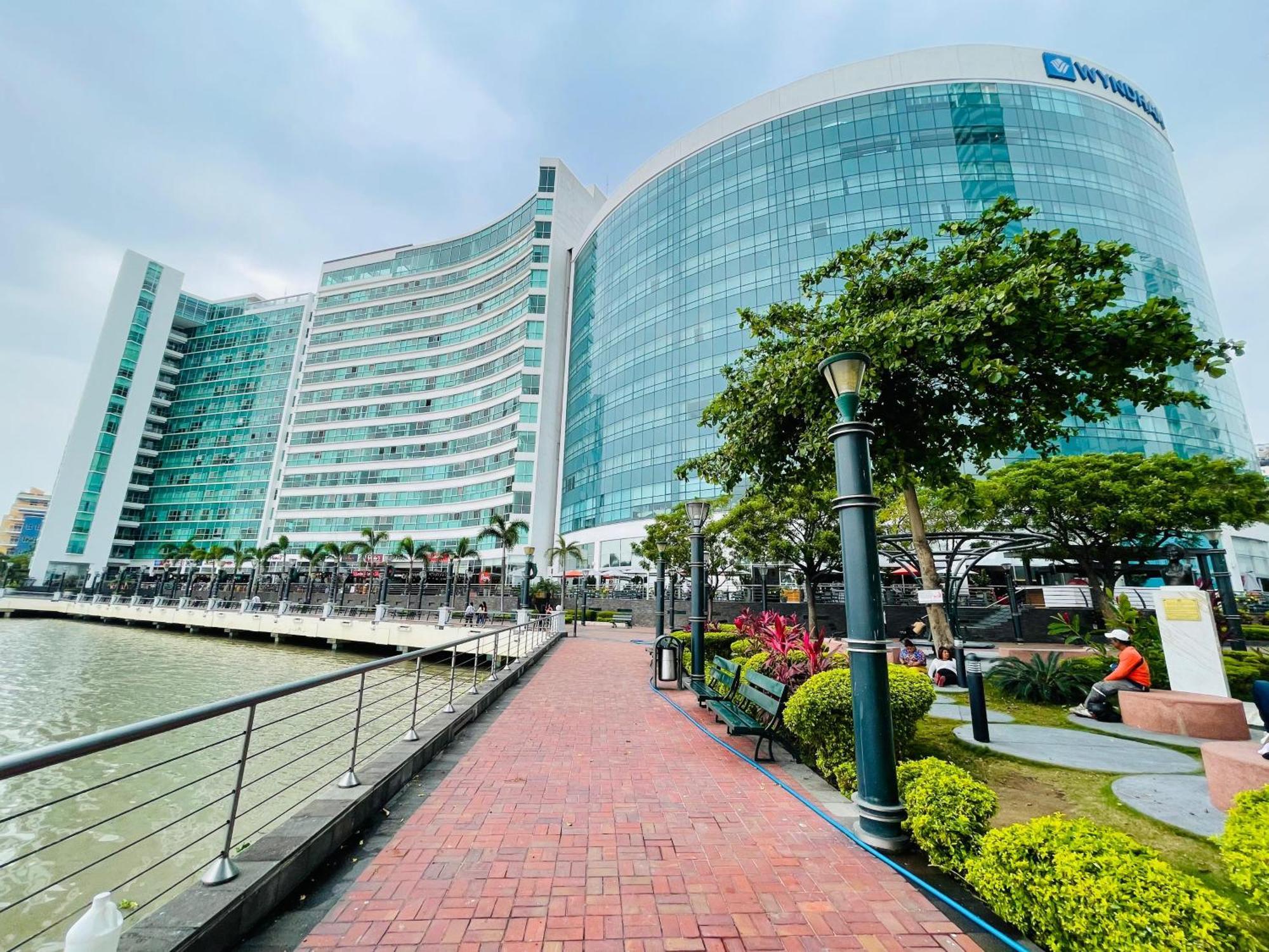 Suite Riverfront Puerto Santa Ana Guayaquil Eksteriør billede